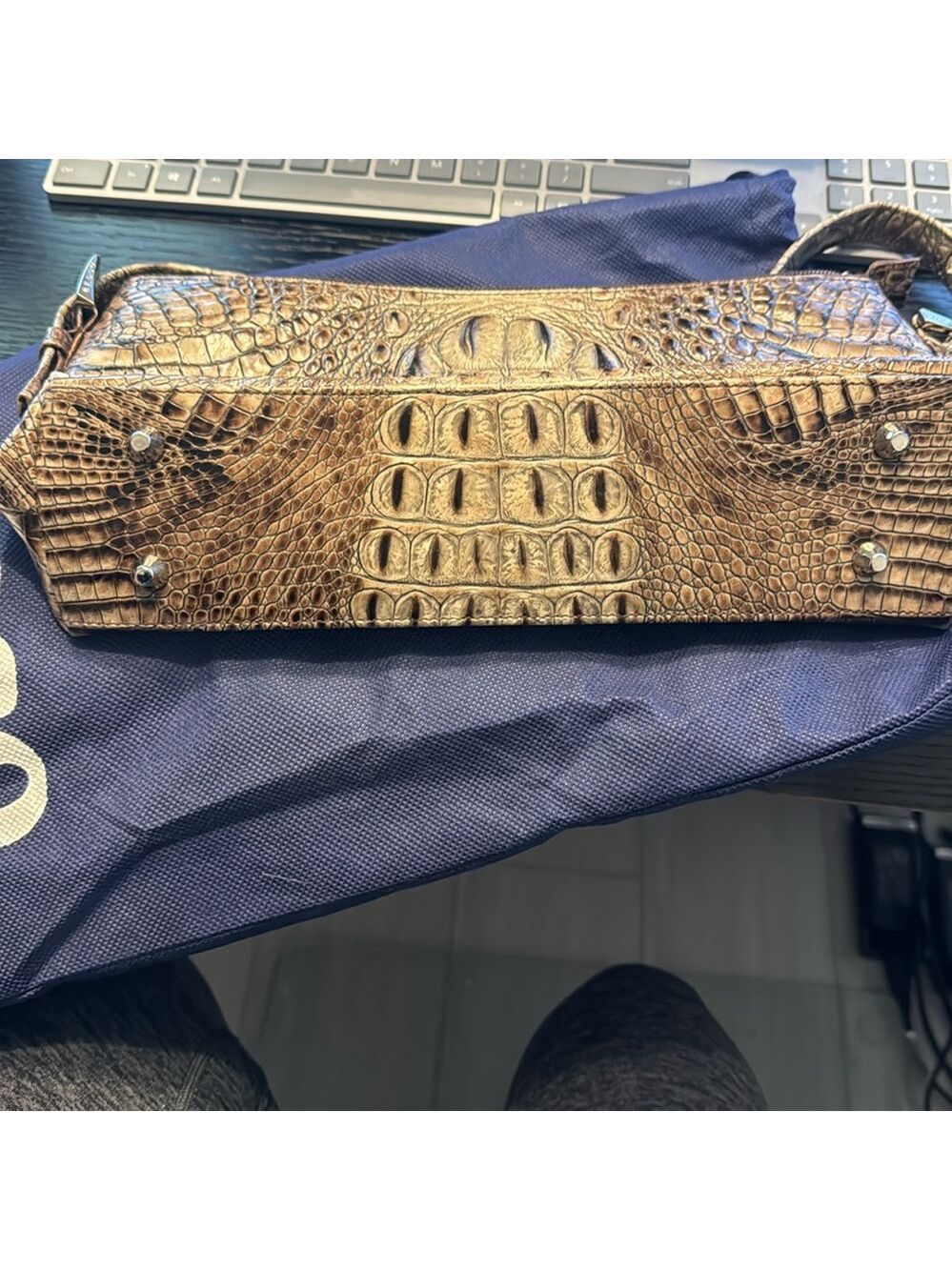 Besso Brown Leather Shoulder Bag Croc Embossed - Picture 8 of 8